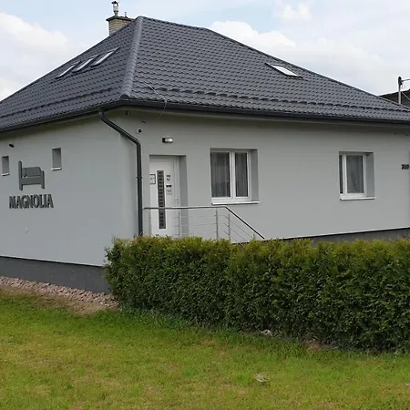 Ubytovanie Magnolia Гостевой дом Lipany